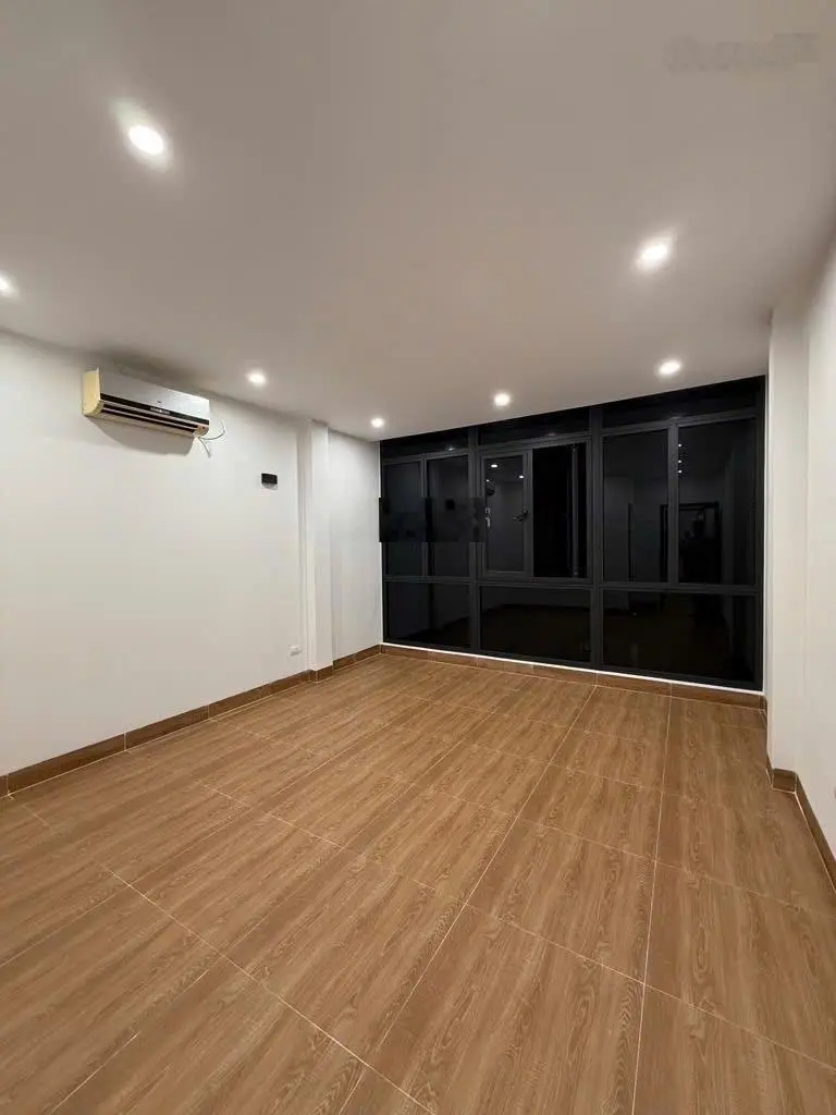 Bán nhà- trần duy hưng - cầu giấy- 60 m 6 t - ngõ thông kinh doanh - hai mặt thoáng vị trí siêu đep