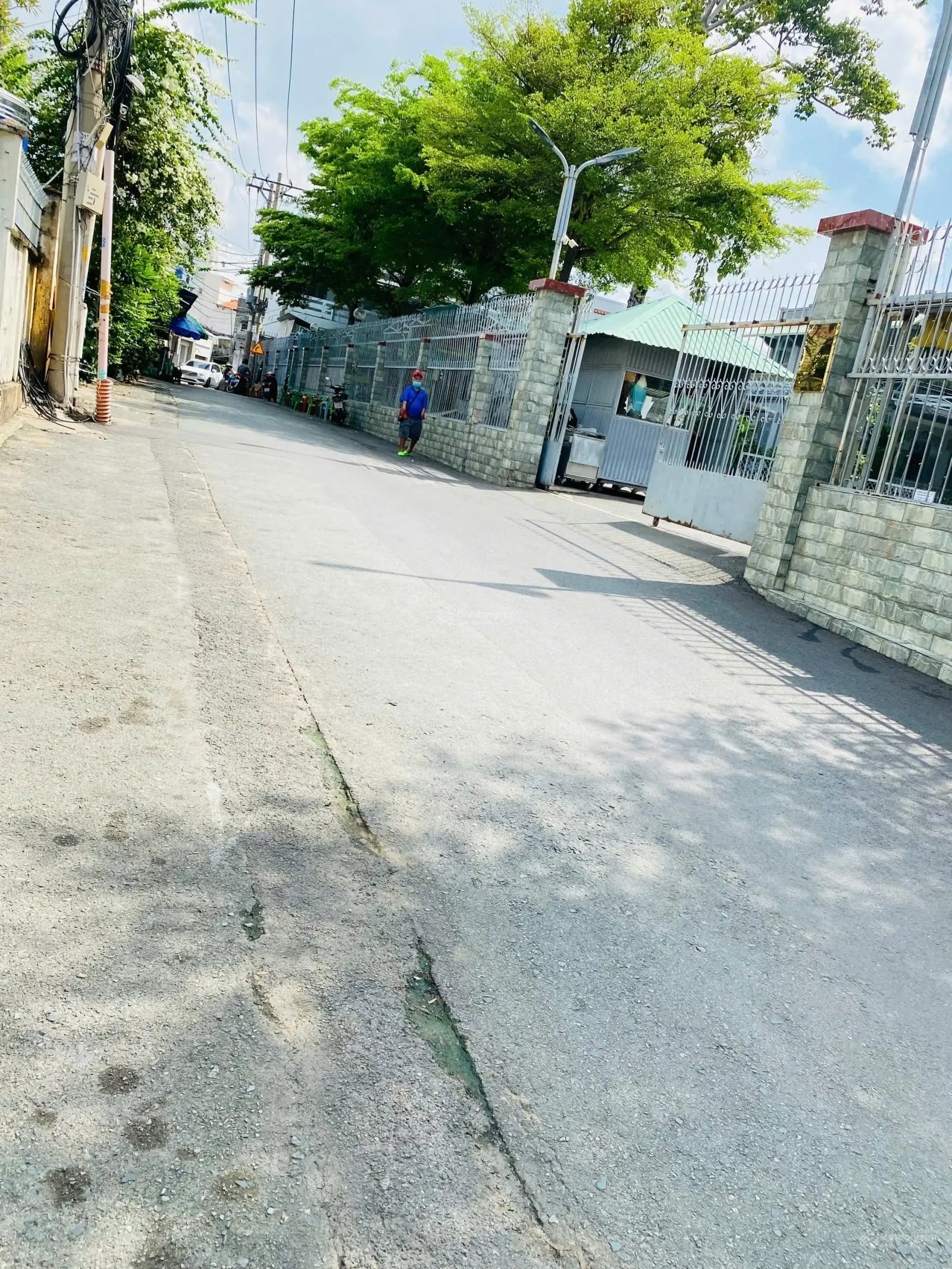 Nhà 2 lầu - Linh Chiểu - sát Võ Ngân Ngân - hẻm oto thông - DT 75m2 SHR hoàn công chuẩn