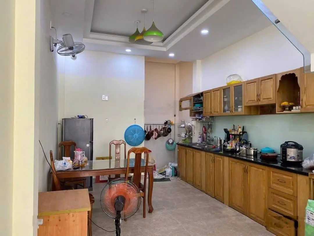 Nhà riêng bán tại Phường Linh Trung, Thủ Đức, HCM, giá siêu hời 5,9 tỷ, 65m2