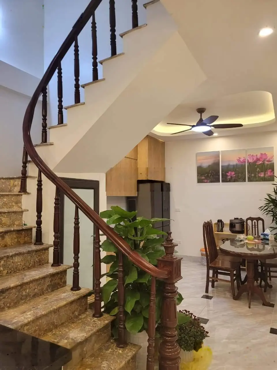 Bán nhà Tây mỗ DT 45m2 4 tầng 3.3 tỷ