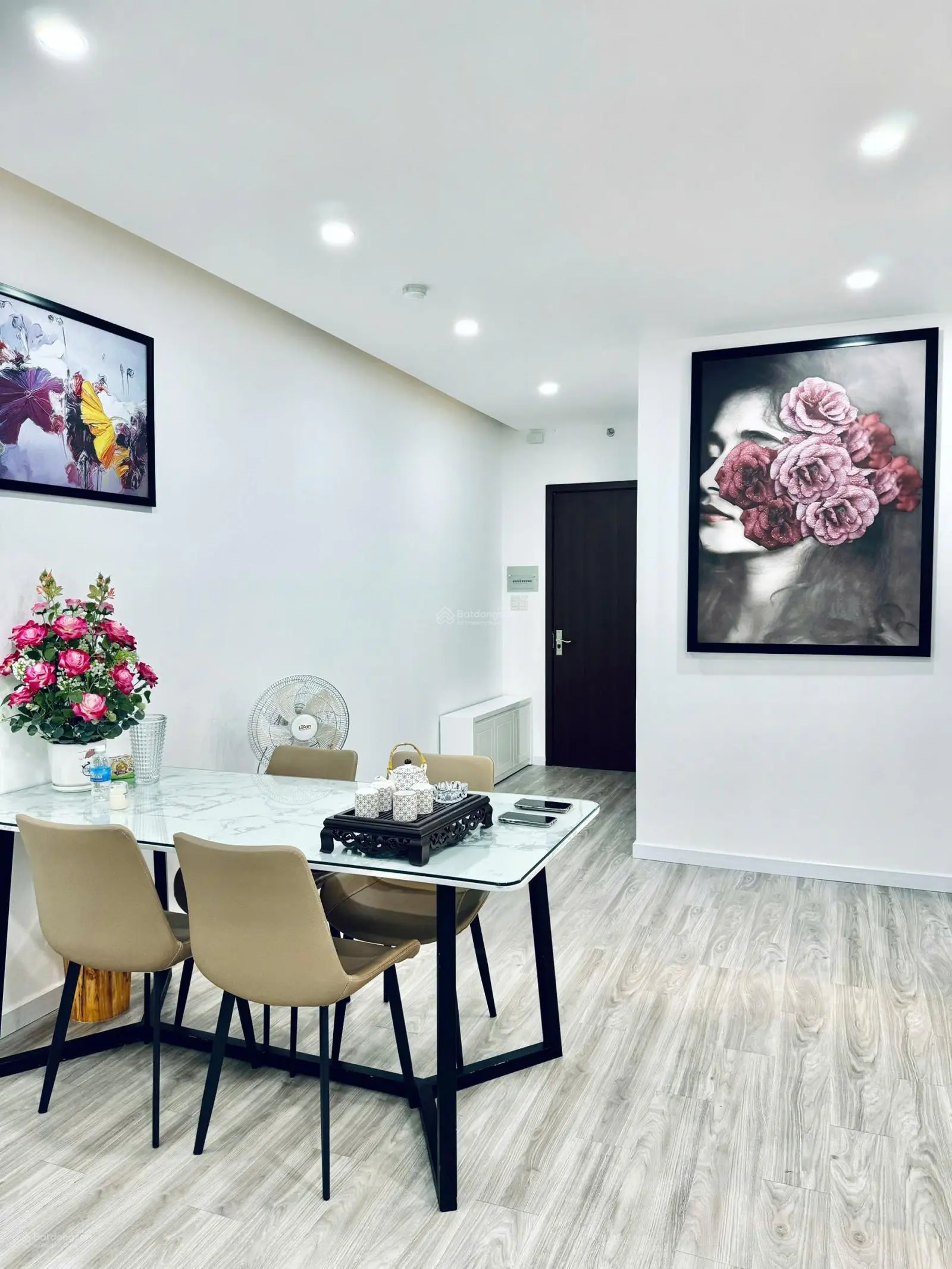 Chính chủ cần bán căn hộ biển 2318 tòa OC3 Ban công siêu mát