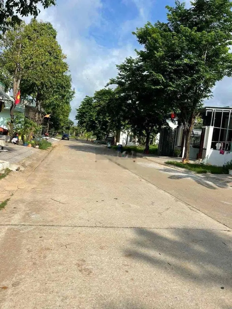 Kẹt tiền bán gấp lô đất long-nguyên bàu bàng, giá chỉ 730 triệu.