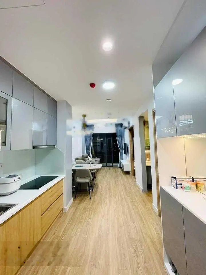 Cần bán căn hộ ngay trung tâm TP. Thủ Đức, 2 phòng ngủ đầy đủ nội thất, giá rẻ hơn thị trường