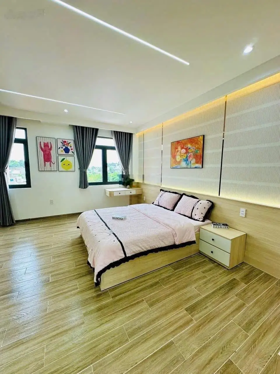 Tôi cần bán nhà đinh công tráng,quận 1-giá 3.4tỷ/82m2(5x16.4m). sổ sẵn. đang cho thuê 32 triệu