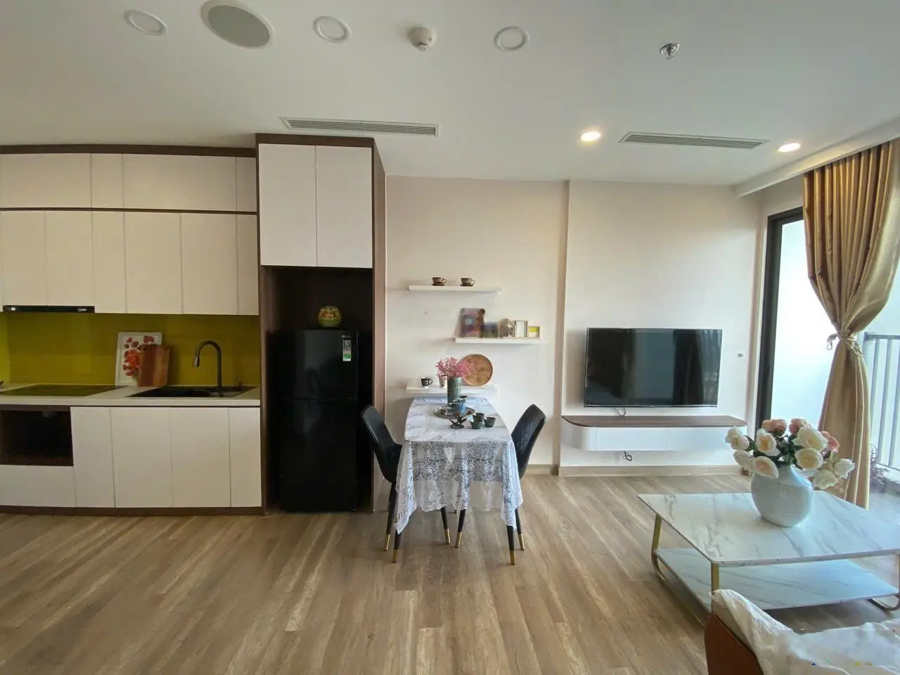Bán 2pn 2wc Haven Park, 58m2, full đồ, 3.2 tỷ bao phí, view biệt thự đảo, hướng nam. 0337 259 ***