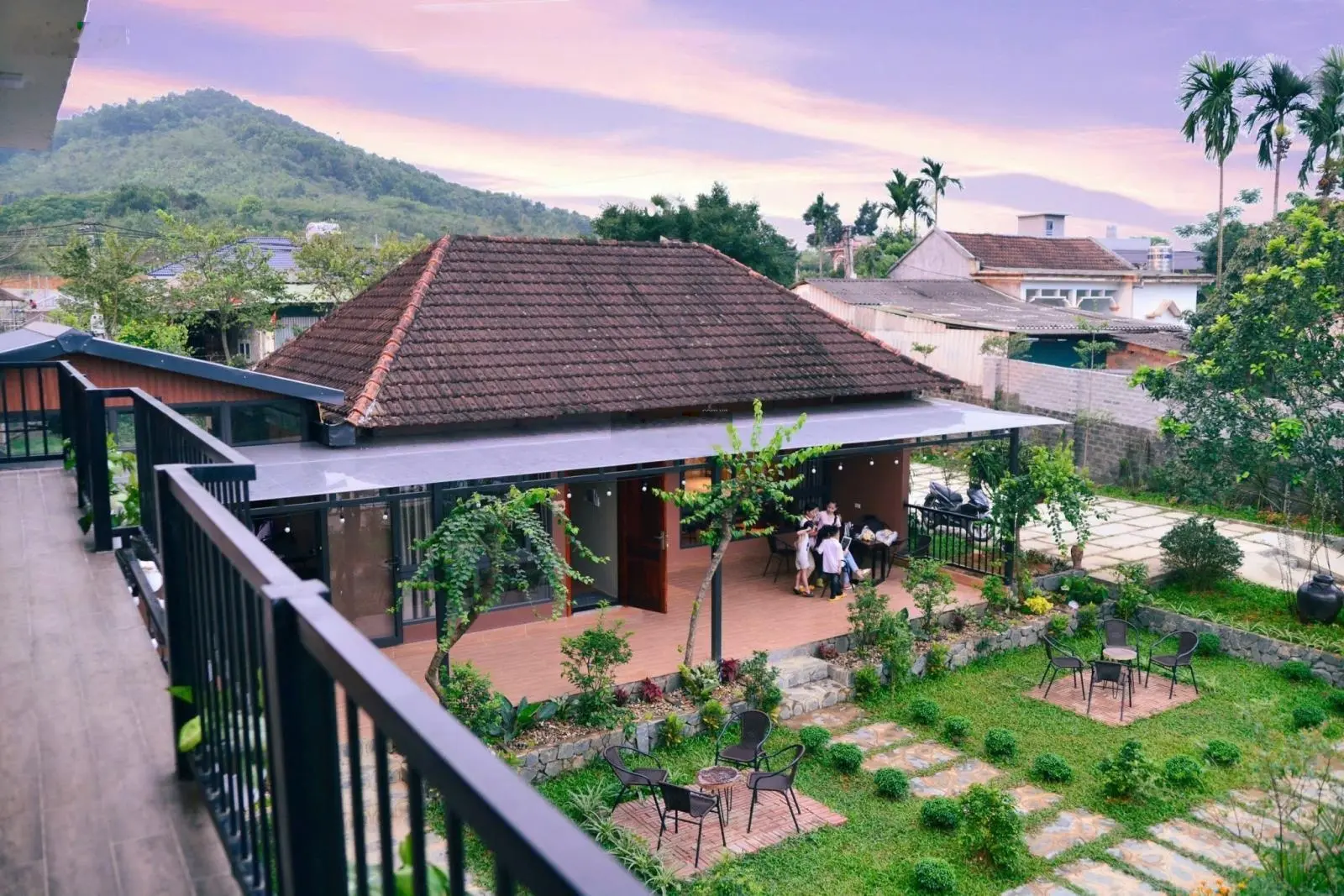 Chính chủ cần bán Villa Laifarm Vân Hoà, Ba Vì, Hà Nội, 2220m2, sẵn dòng tiền kinh doanh homestay