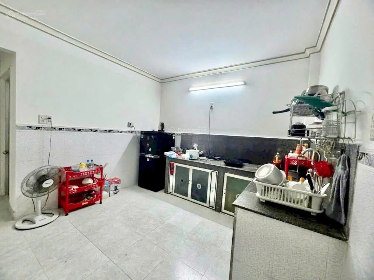 Bán nhà - Bến Du Thuyền Nha Trang, sổ đỏ ODT, đường nhựa 7m + gần biển - chỉ 3tỷ200