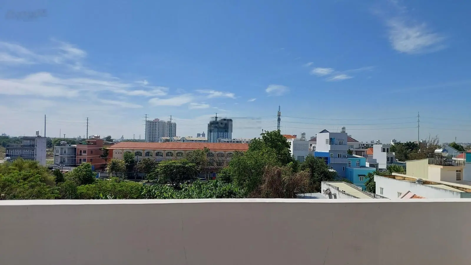 Bán nhà riêng chính chủ, gần trung tâm TP.Thủ Đức, căn góc, có hồ bơi, phù hợp để ở & làm văn phòng