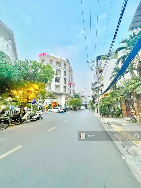 Bán căn góc 2 mặt tiền làn 2 Nguyễn Thị Thập, DT 81m2 vị trí kinh doanh buôn bán tốt