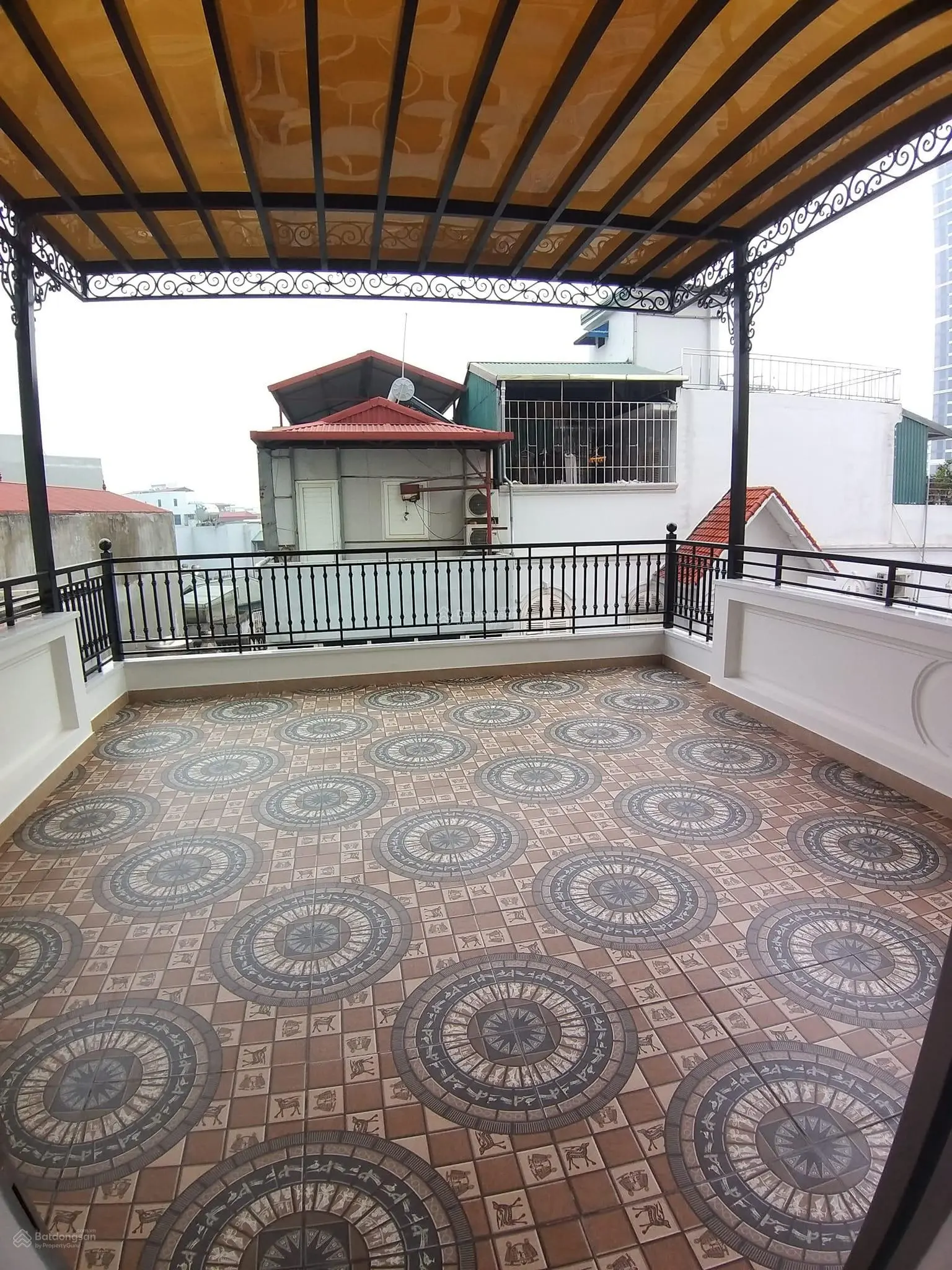 Bán nhà ngõ 1 Phạm Tuấn Tài, Cầu Giấy 80m2, 45 chỗ, cafe, văn phòng, 8 tầng 26 tỷ, 1 nhà ra phố