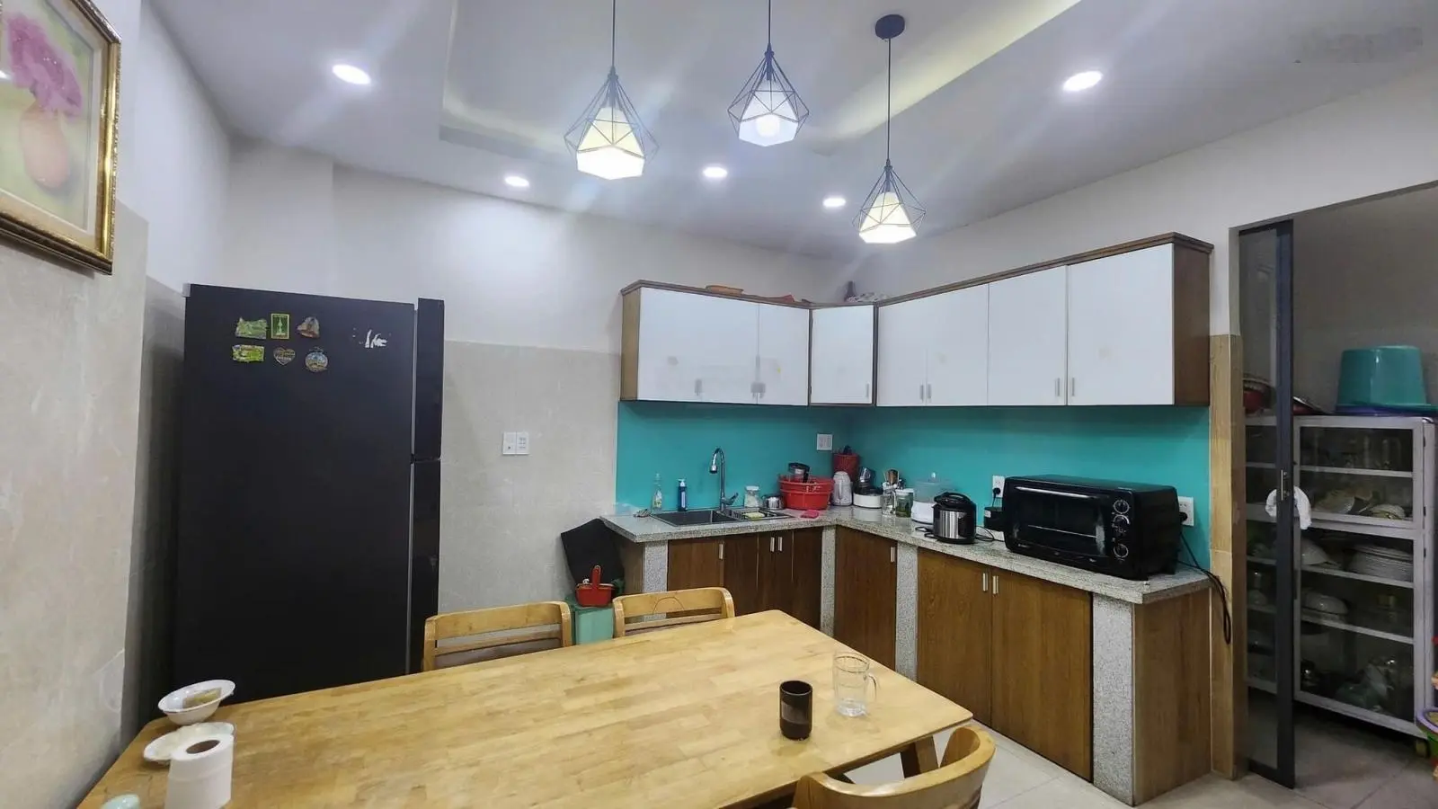 Nhà đẹp 4 tầng hẻm xe hơi gần chợ, trường, trạm