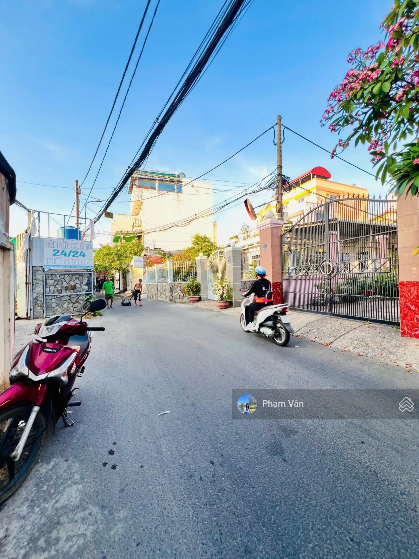 Chỉ 5 tỷ nhỉnh - Có nhà mặt tiền vừa ở vừa kinh doanh - Gần Chợ Thủ Đức - 1 Trệt 1 Lầu