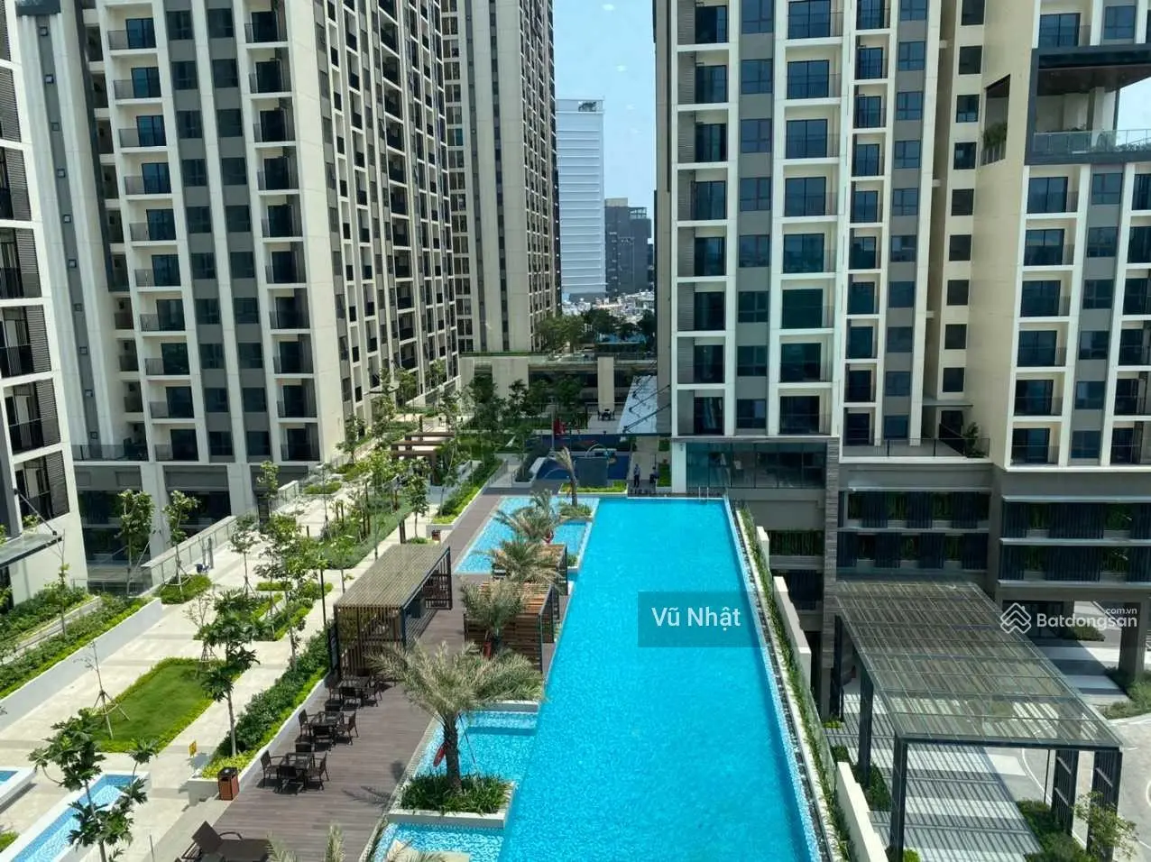 Cần bán căn hộ 87m2 view nội khu ngay trung tâm quận 10