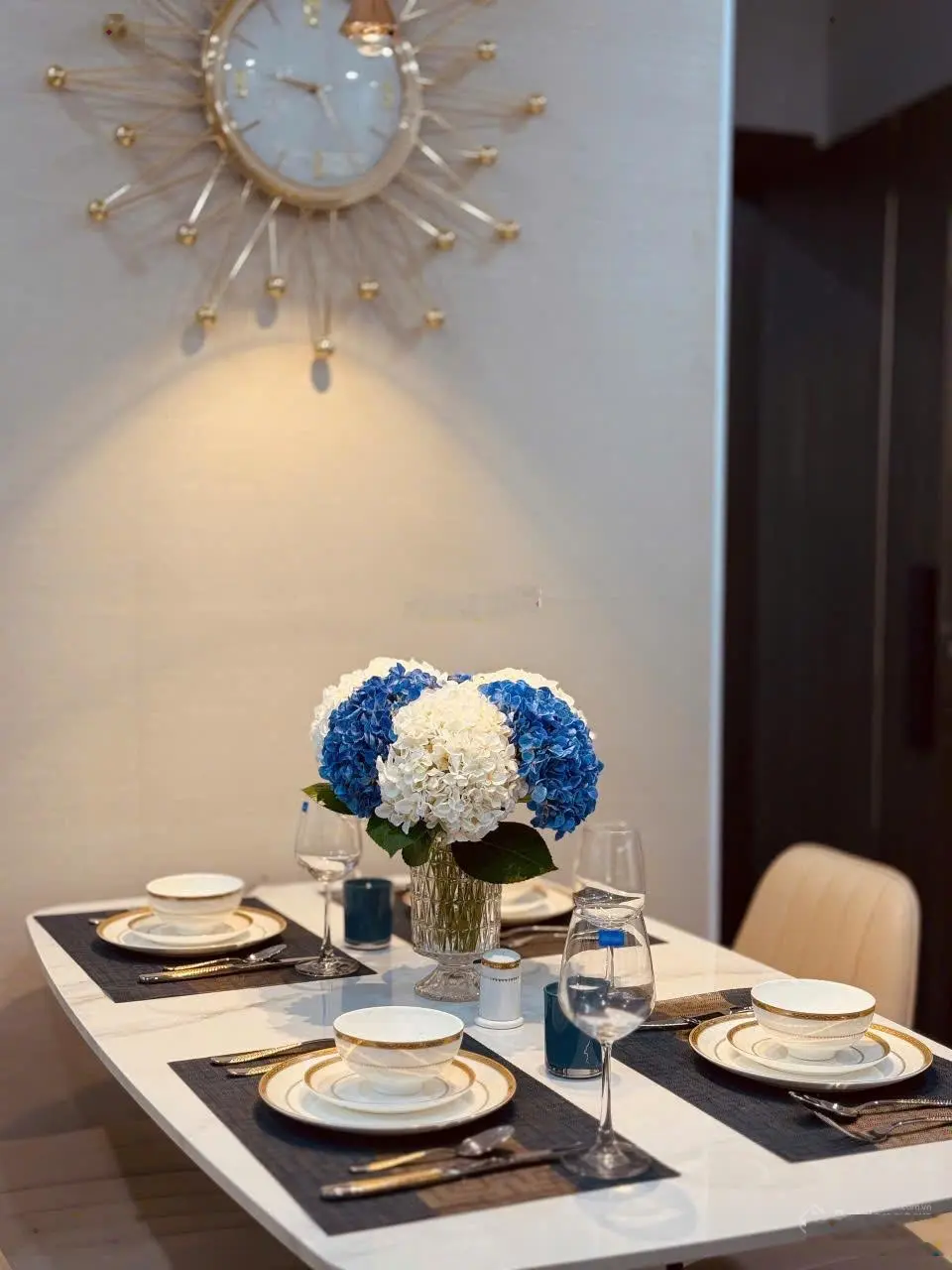 Nhận Booking căn hộ CHUNG CƯ CAO CẤP hạng sang kiến trúc Châu Âu D' METROPOLE LUXURY APARTMENT