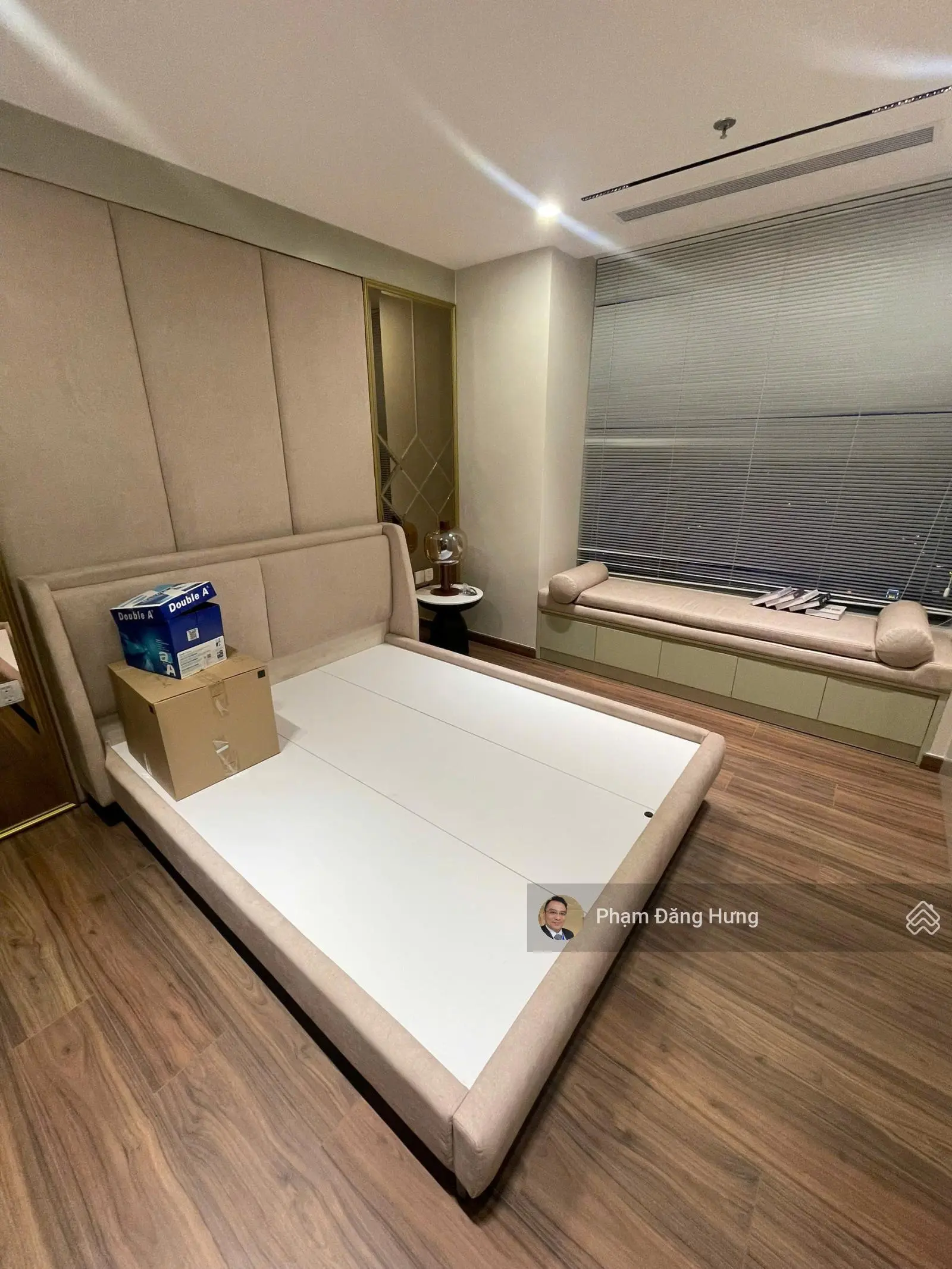 Siêu hiếm căn hộ nhận nhà ở ngay tại Quận 5, Trần Hưng Đạo, 2 phòng ngủ, 90m2, tầng 18, chỉ 12.9 tỷ