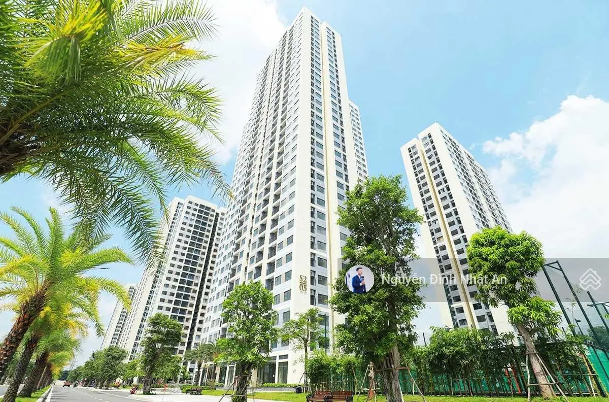 Bán ăn hộ 2PN 59m2 sẵn sổ - Tặng nội thất - giá tốt - view hồ bơi & công viên - Xem nhà 24/7