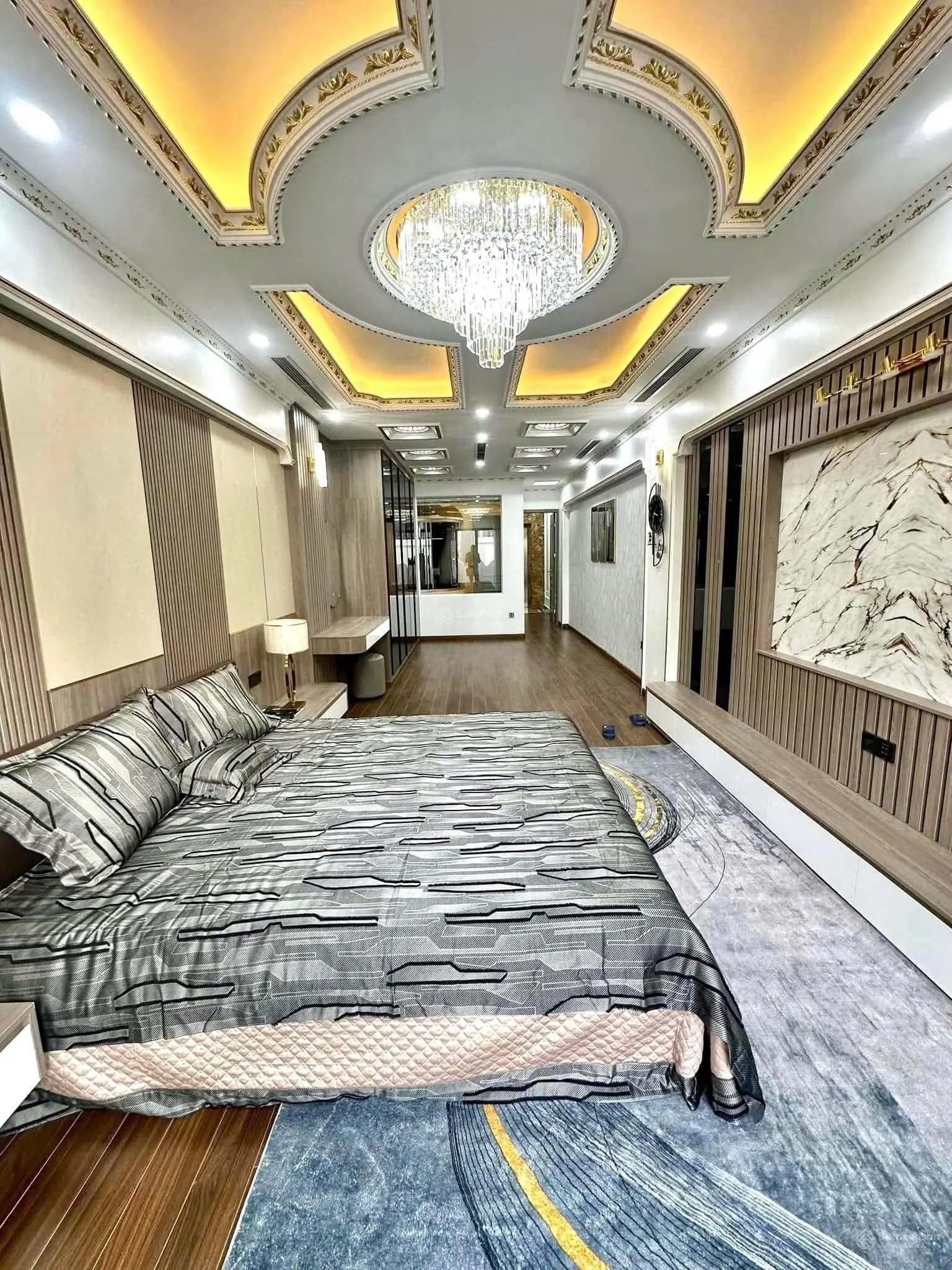 Siêu phẩm 7 tầng đẹp ko tỳ vết phố Tân Thụy, nội thất VIP, thang máy gara oto, 65m, nhỉnh 17 tỷ