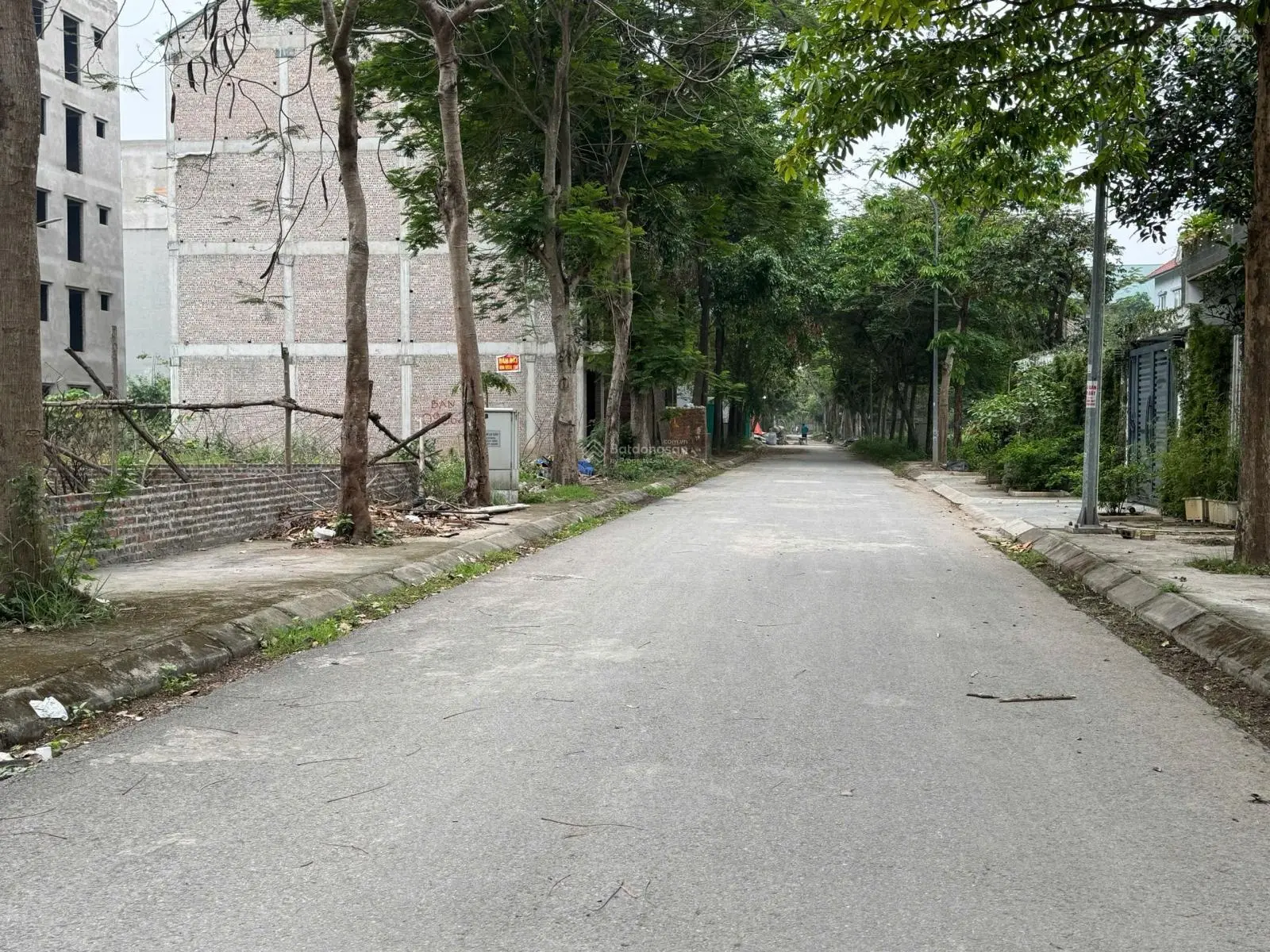 Bán nhà biệt thự đã hoàn thiện xong, KĐT Hà Phong, Mê Linh 300m2, MT 15m sổ đỏ,đt 0982691131