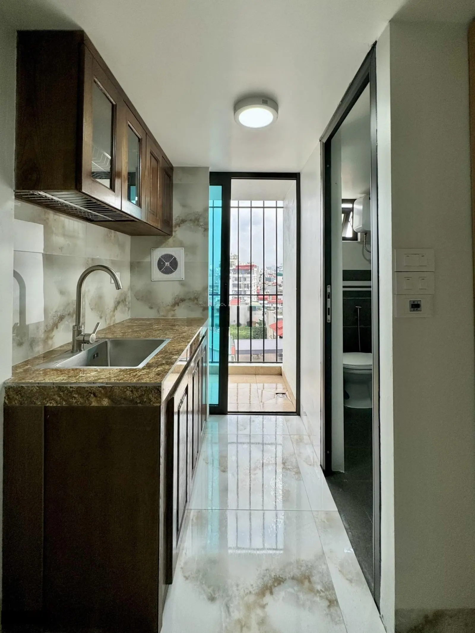 Siêu phẩm! Tòa CCMN 100m2*9T trục ngõ thông 1 nhà ra ô tô tránh, đối diện ĐH GTVT Triều Khúc HN
