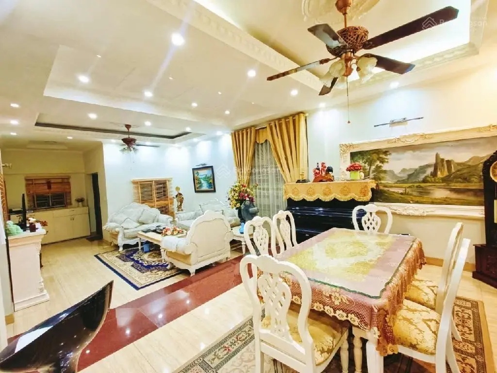 BIỆT THỰ TRUNG TÂM HÀNH CHÍNH HÀ ĐÔNG - TIỆN ÍCH ĐỈNH - 3 THOÁNG - LÀM GÌ CŨNG THUẬN