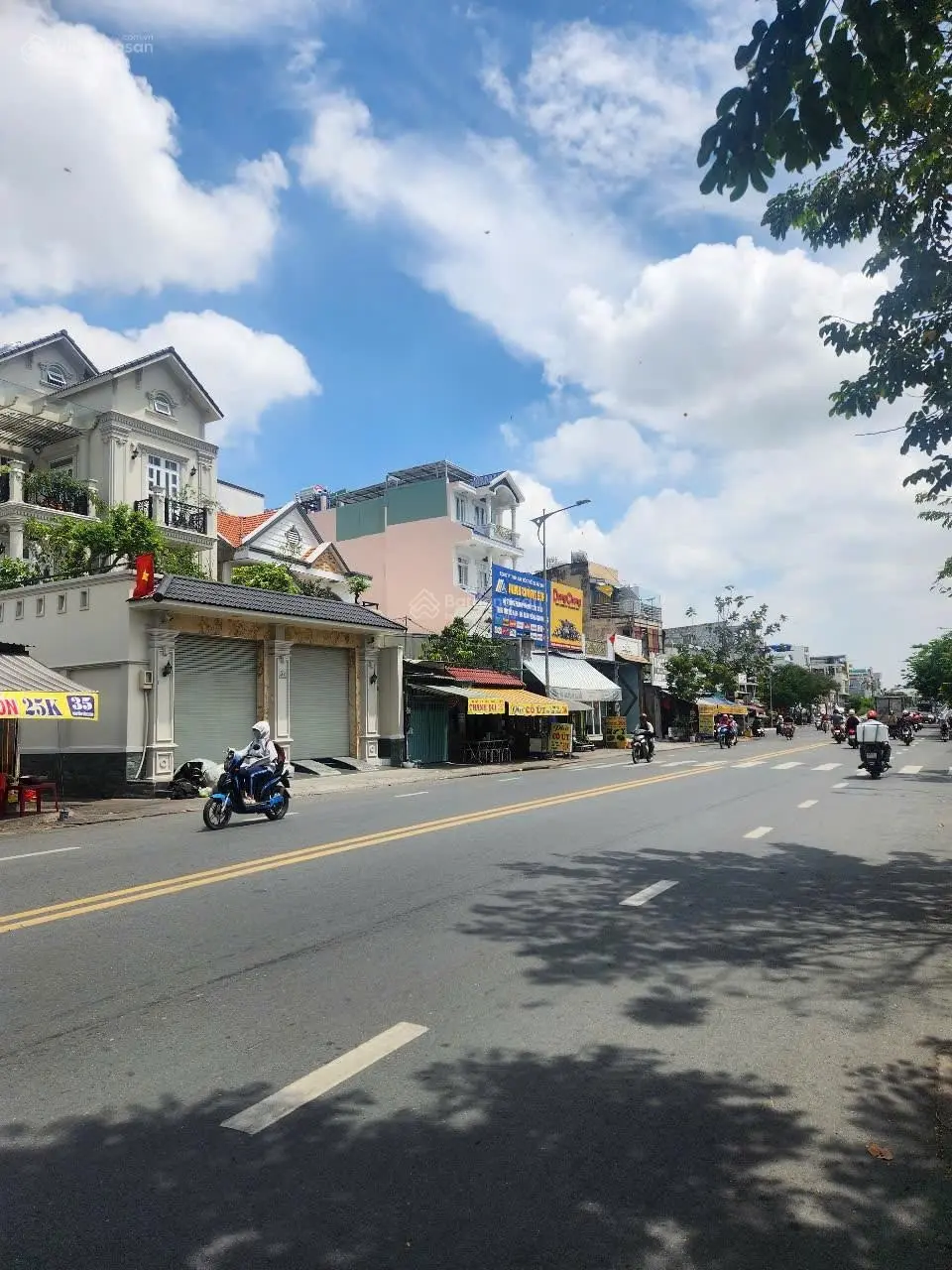 Mặt tiền kinh doanh đối diện công viên Nguyễn Văn Luông (4 x 20) 4 tầng đúc, 4PN chỉ 12,7 tỷ