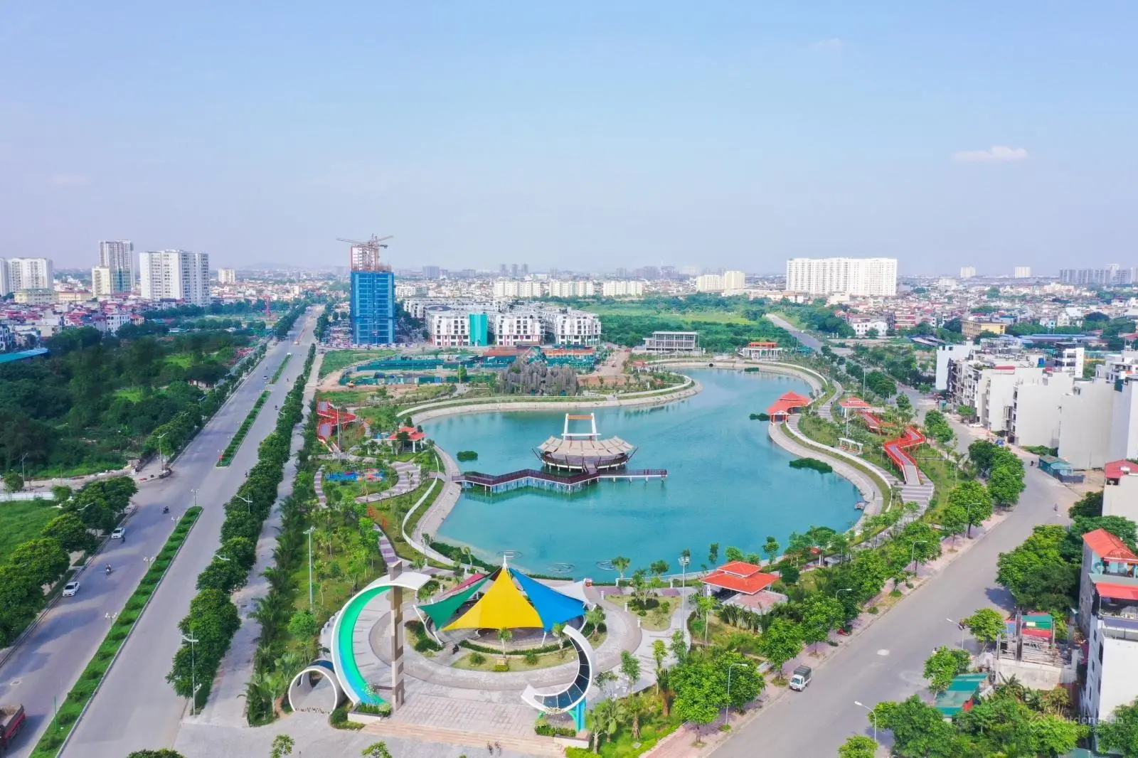 Căn 101m2 (3PN + 2vs) - giá 5.3x tỷ - giá rẻ nhất Khai Sơn City - BC Đông Nam. LH 0969 898 ***