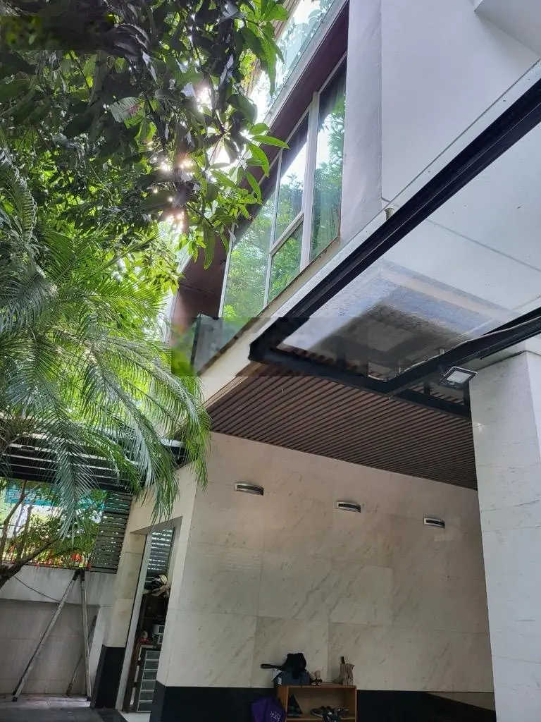 Cần bán Biệt thự KĐT Bán Đảo Linh Đàm diện tích 250m, 4 tầng giá 68 tỷ