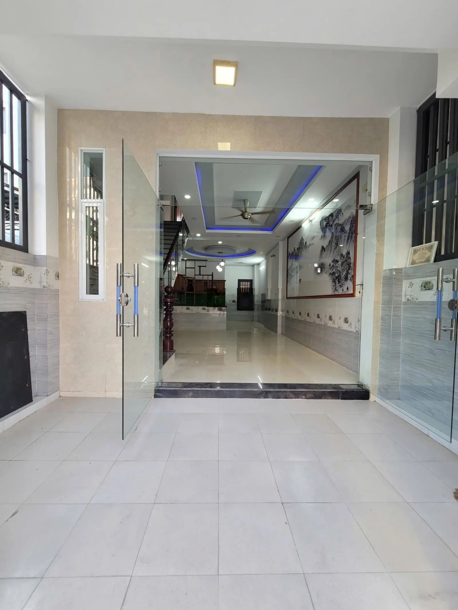Nhà gần Sài Gòn: 4,75 tỷ, nhà 1 trệt 2 lầu KDC cạnh làng Đại Học Quốc Gia TP. HCM