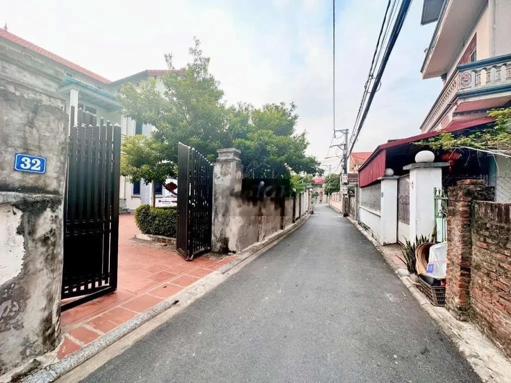 ĐẸP- chỉ 4.5 TỶ MUA NGAY 62m2 - Ngọc Thụy - Kinh Doanh