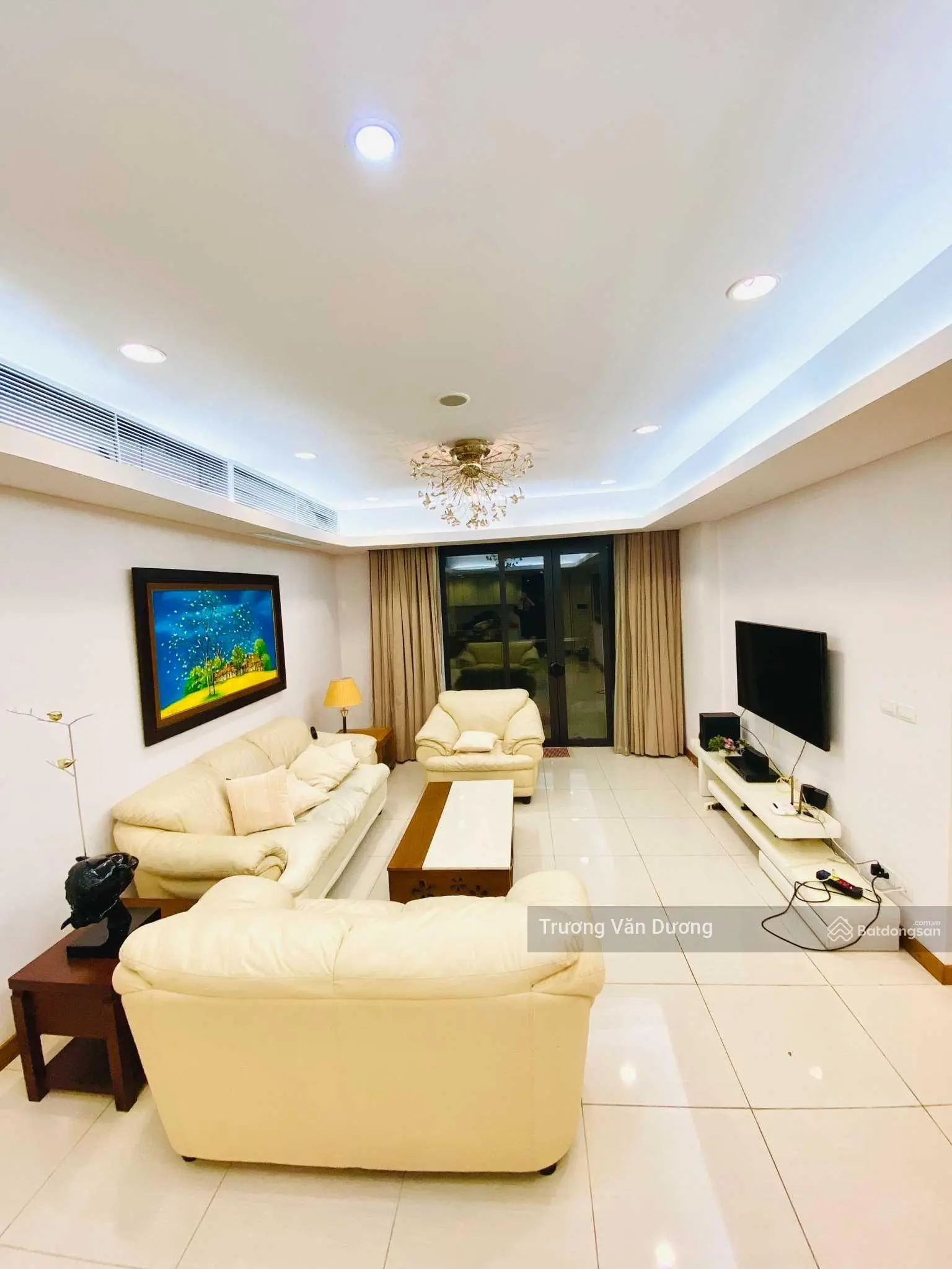 Bán căn hộ 2PN 133m2 Chung cư Dolphin Plaza Mỹ Đình. Nội thất cơ bản, Sẵn sổ. LH 0923 559 ***