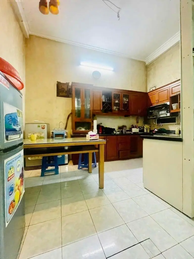 Chính chủ cần bán nhà Kim Ngưu, ngõ thoáng - rộng, gần ô tô, 52m2 x 3 tầng giá cực đẹp chỉ 7,8 tỷ