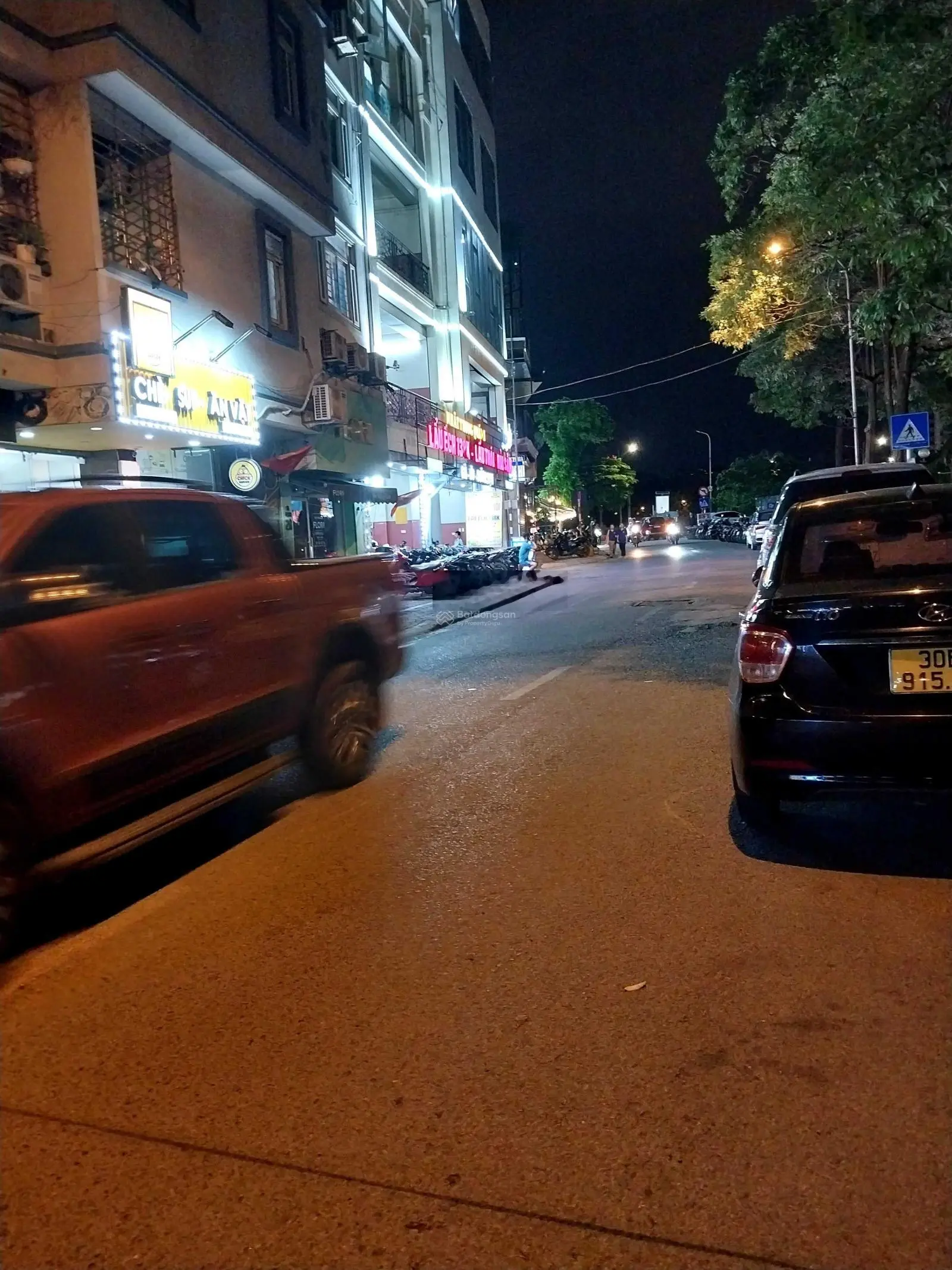 Bán nhà mặt phố Vũ Tông Phan-Thanh Xuân-Lô góc-HĐ Thuê 35tr/tháng-DT50m2-5 Tầng-MT 5.5m-Giá 17 tỷ