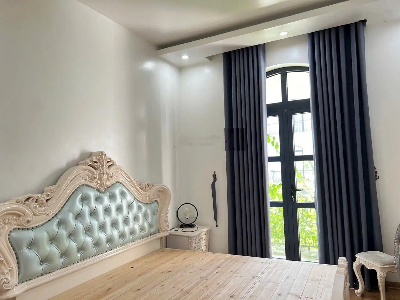 Cần Bán căn song lập Venice 144m2 đã hoàn thiện xem là ưng giá tốt nhất dự án LH 0902 909 ***