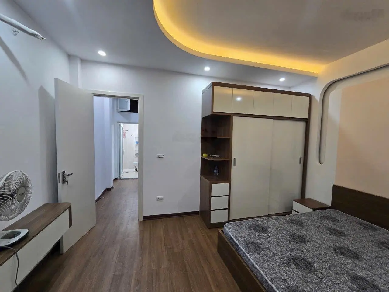 Thu nhập 500tr/năm bán gấp nhà dòng tiền 45m² x 5t 3 thoáng vị trí kim cương Mễ Trì, giá 8 tỷ