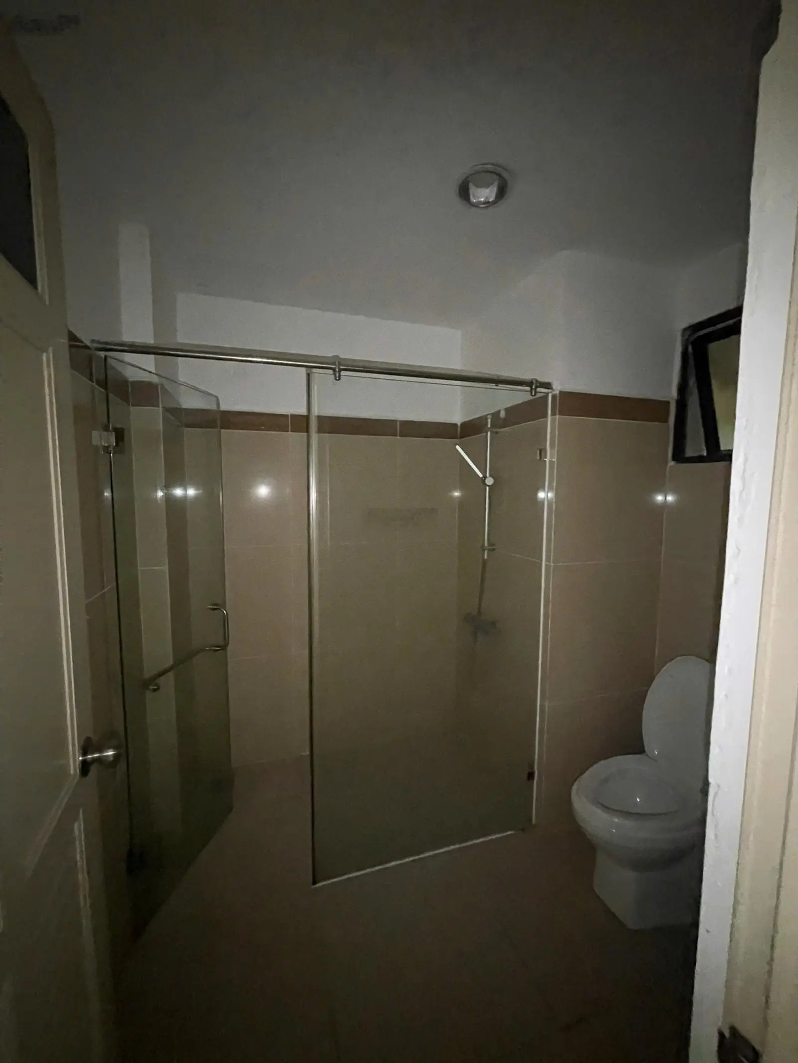 Bán siêu phẩm duy nhất tại Đức Khải Q7 2 tỷ 90m2 2pn2wc full NT bao hết phí sẵn chìa xem nhà 24/24
