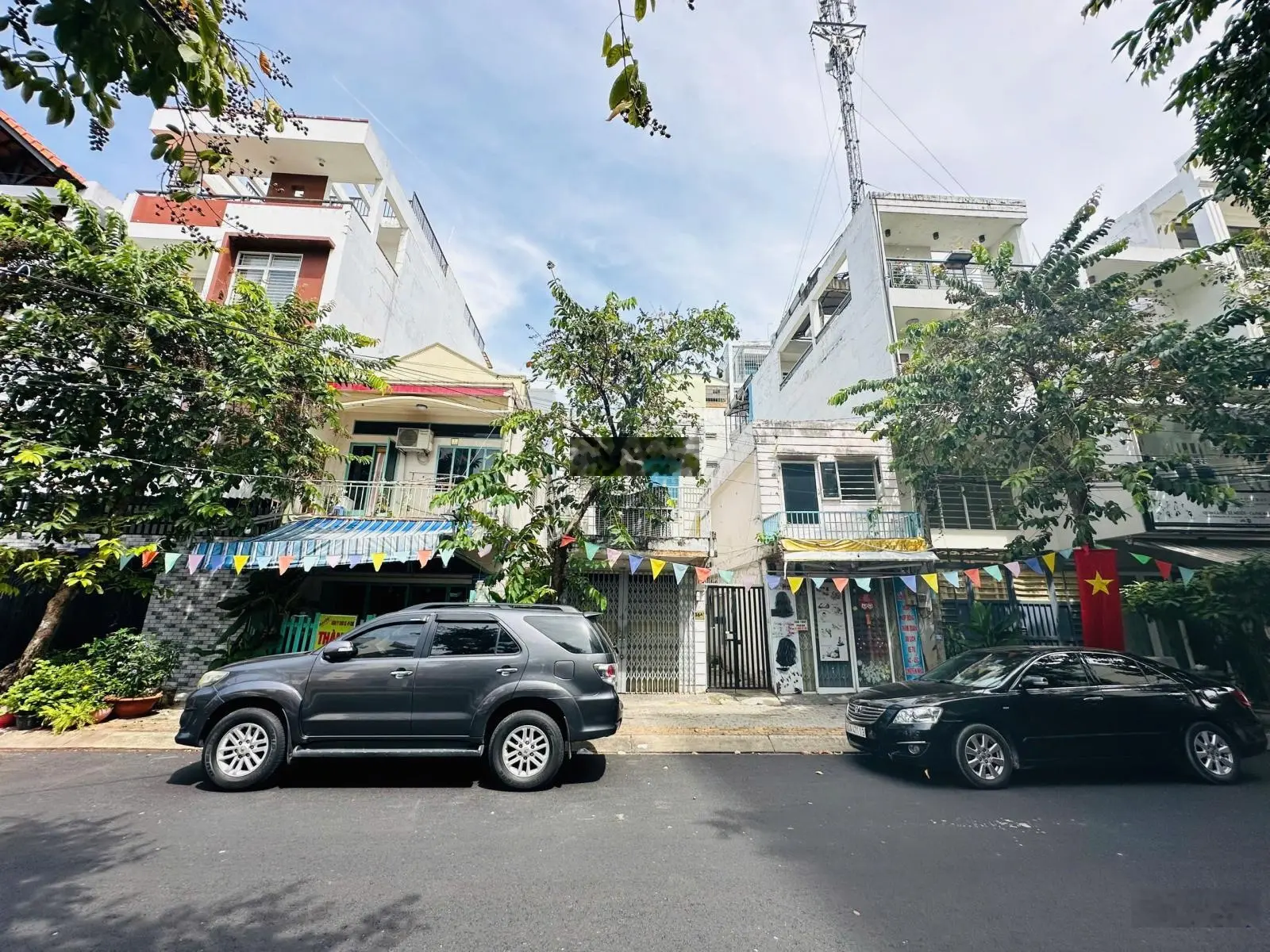 Bán đất mặt tiền đường Số 81, DT: 8x18.2m, phường Tân Quy, Quận 7, Hồ Chí Minh, giá 26 tỷ