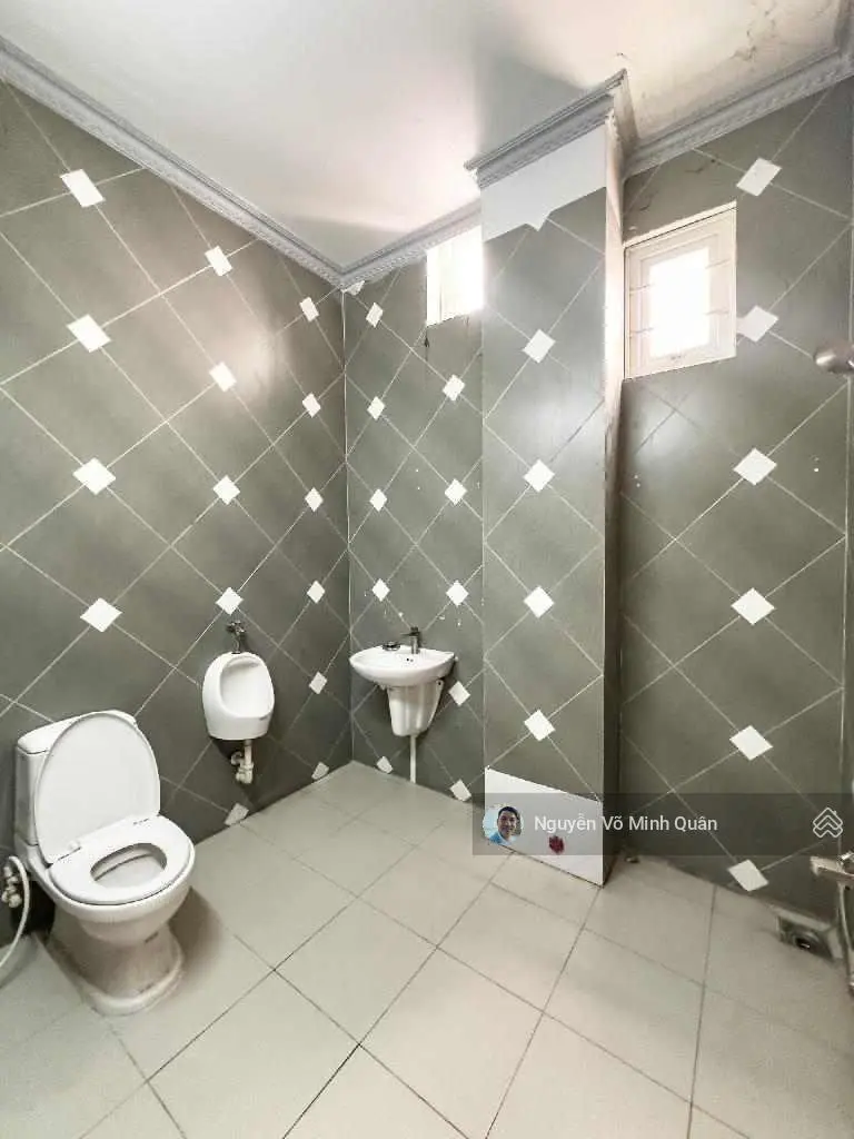 Biệt thự mặt tiền thị trấn Hóc Môn. Ngay chợ Hóc Môn. DT 11mx35m. 385m2. 3 tầng. Nhỉnh 12tỷ TL