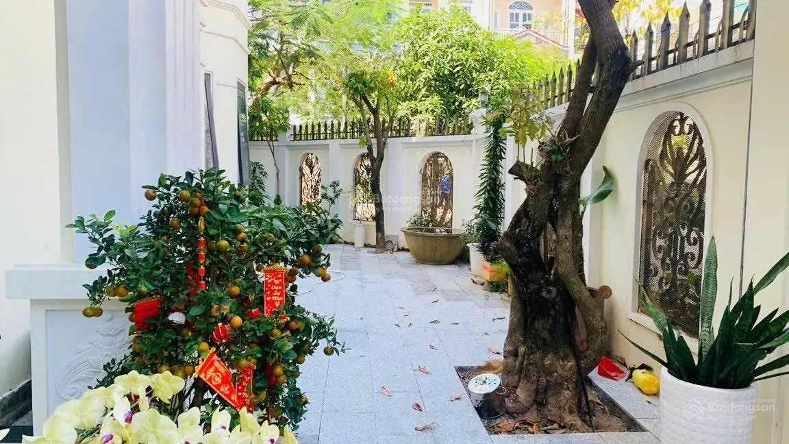 Bán nhà biệt thự hà quang giá cực tốt