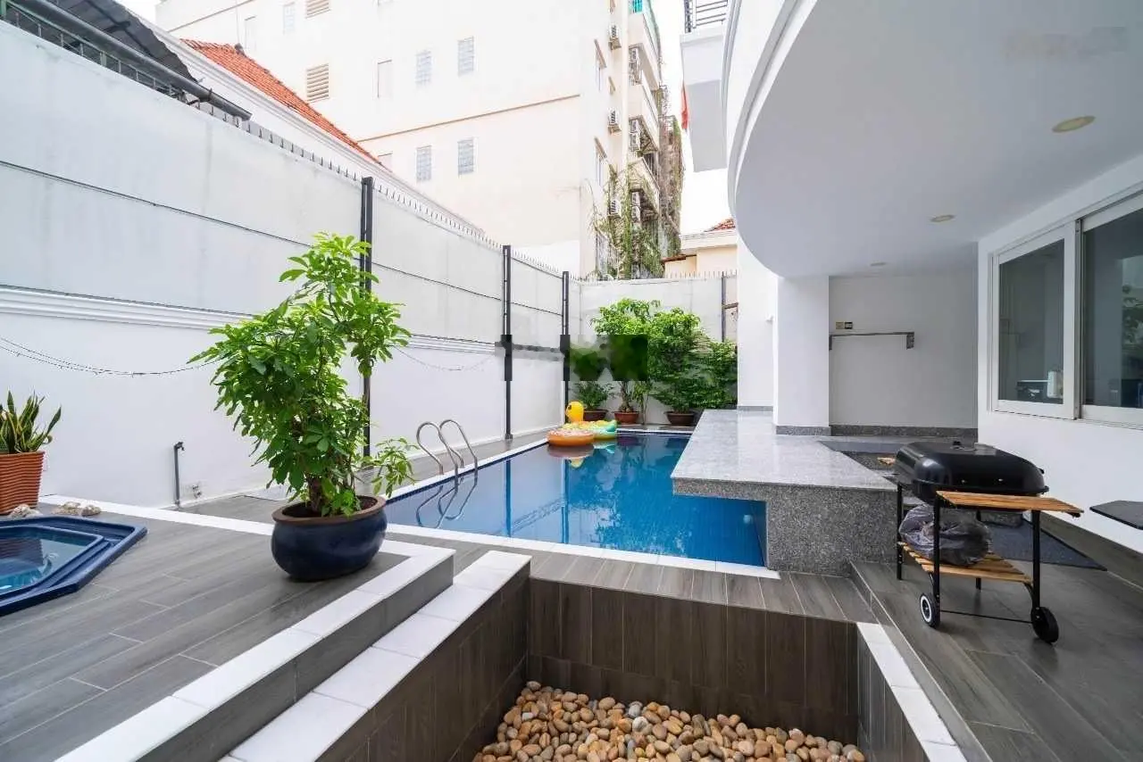 CC cần bán Biệt thự đẹp vào ở ngay, HBSV 6PN 6WC nội thất cao cấp 0909 924 ***