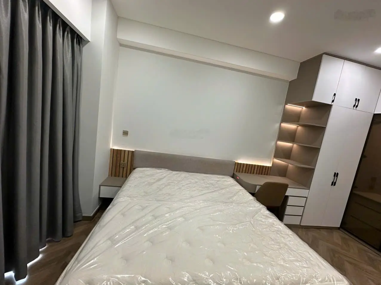 Bán CH The Ascentia - 2PN diện tích lớn 84m2 - Full NT - Giá 6,7 tỷ.LH 0393 885 *** - Trúc
