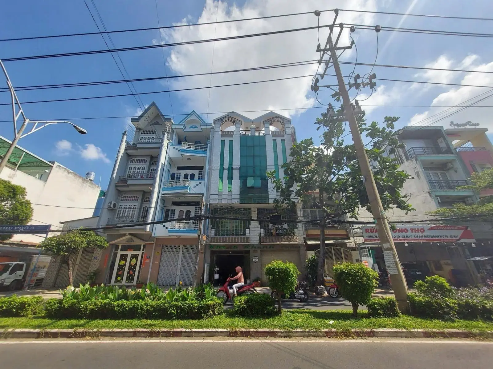 MTKD Nguyễn Cửu Đàm, đang thu nhập 30 triệu tháng . Giá 24.5 Tỷ Tl