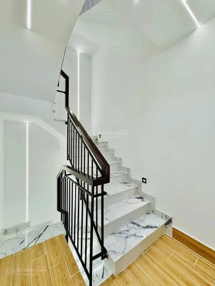 Trình làng căn hàng hiếm ngay Xô Viết Nghệ Tĩnh P.25 Bình Thạnh DT 55m2 giá 2 tỷ 100