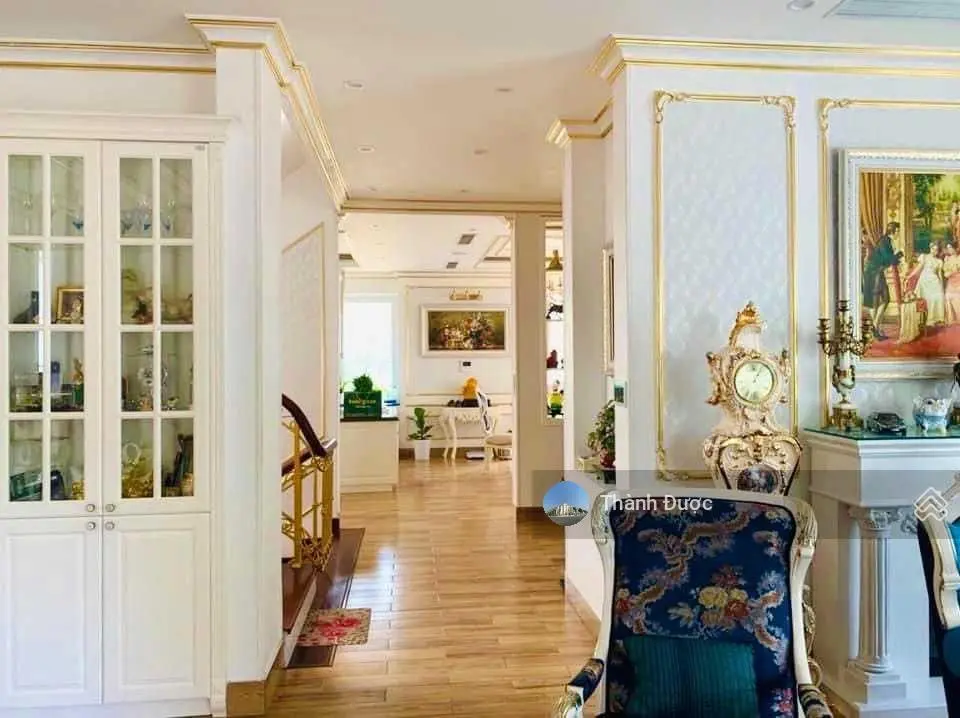 Chính chủ bán đơn lập Hoa Sữa 5 tại dự án Vinhomes Riverside, view ngã ba sông cực thoáng