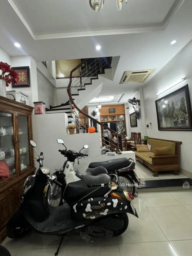 Bán nhà đẹp dân xây Mễ Trì Thượng oto đỗ gần 52m * 5T MT 4.5m giá 9.2 tỷ TL
