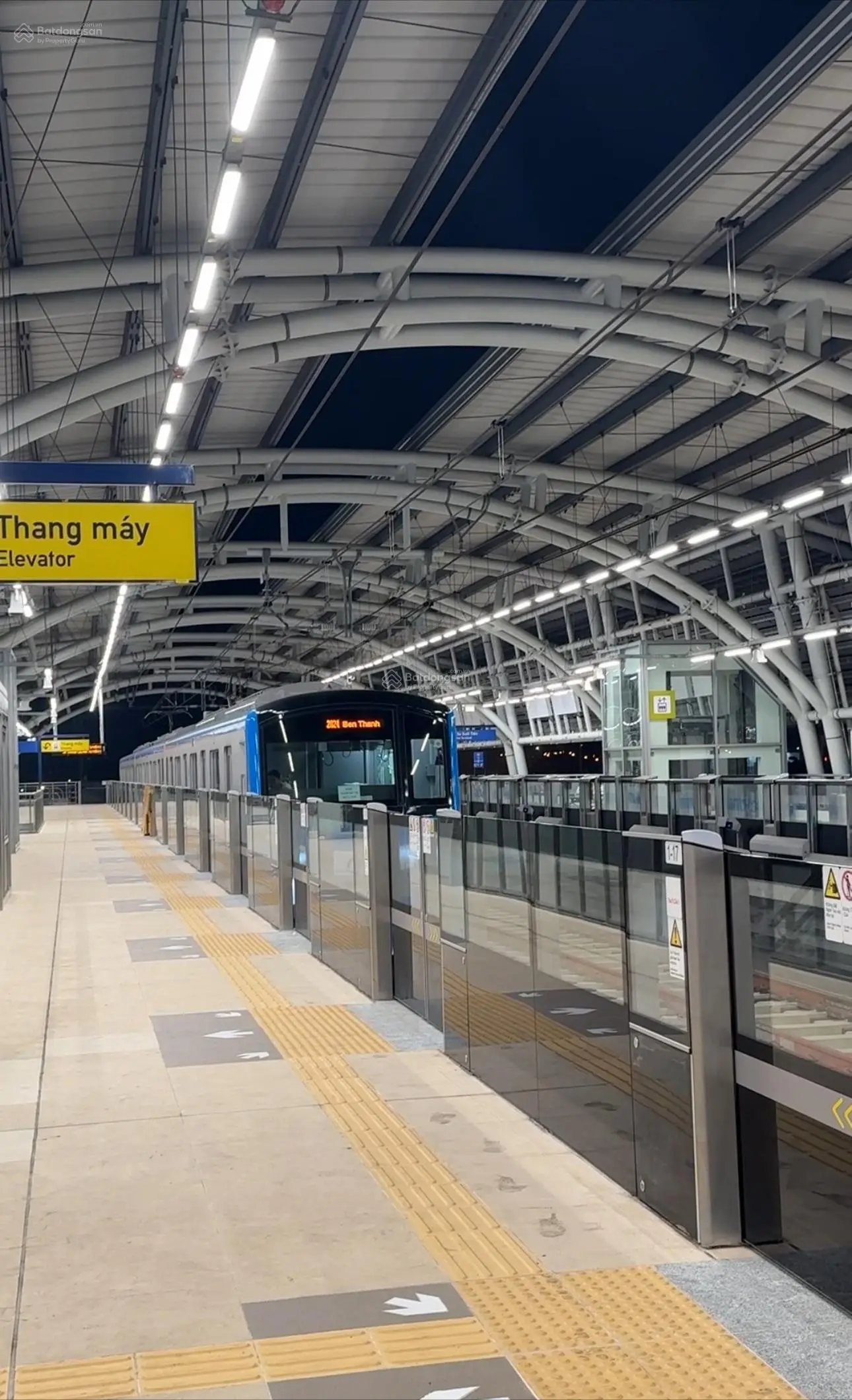 Biệt thự 230m2 hiện đại kế bên ga metro thủ đức 8 phòng, sân vườn ngang 12,3