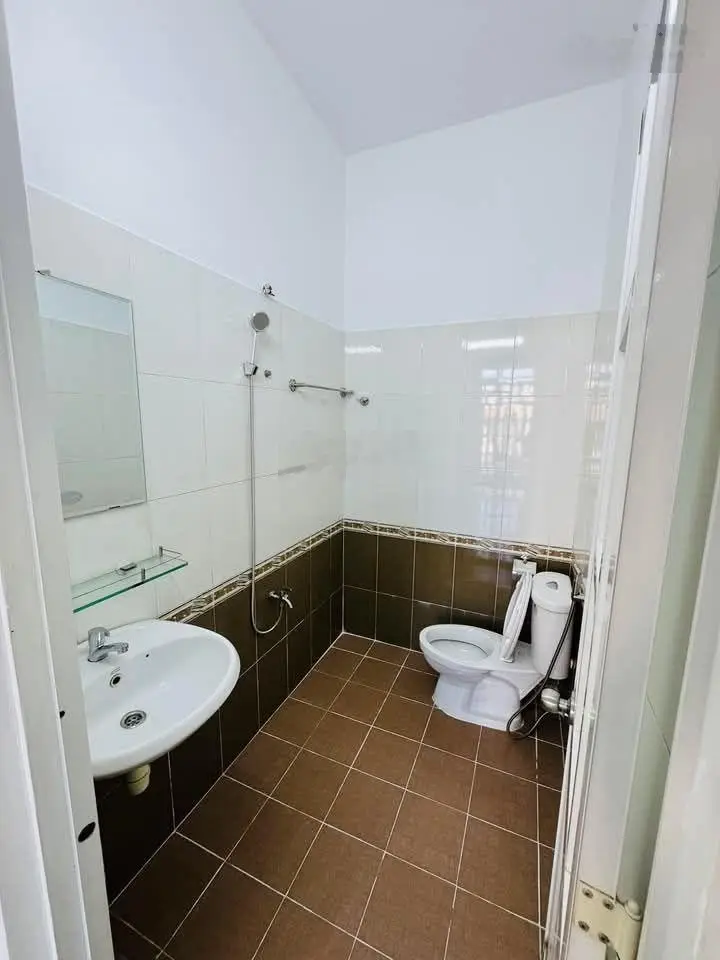 Bán gấp nhà đường số 2 ,phường Phước Bình, quận 9.Giá chỉ vỏn vẹn 3 tỷ 2