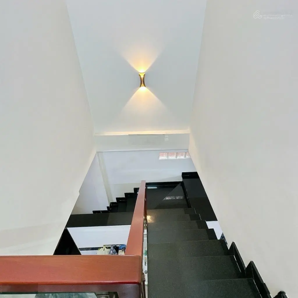 Bán nhà riêng tại Chiến Lược, 5,1 tỷ, 60m2, 2PN, 2WC, nhiợc, 5,1 tỷ, 60m2, 2PN, 2WC, nhiều tiện ích