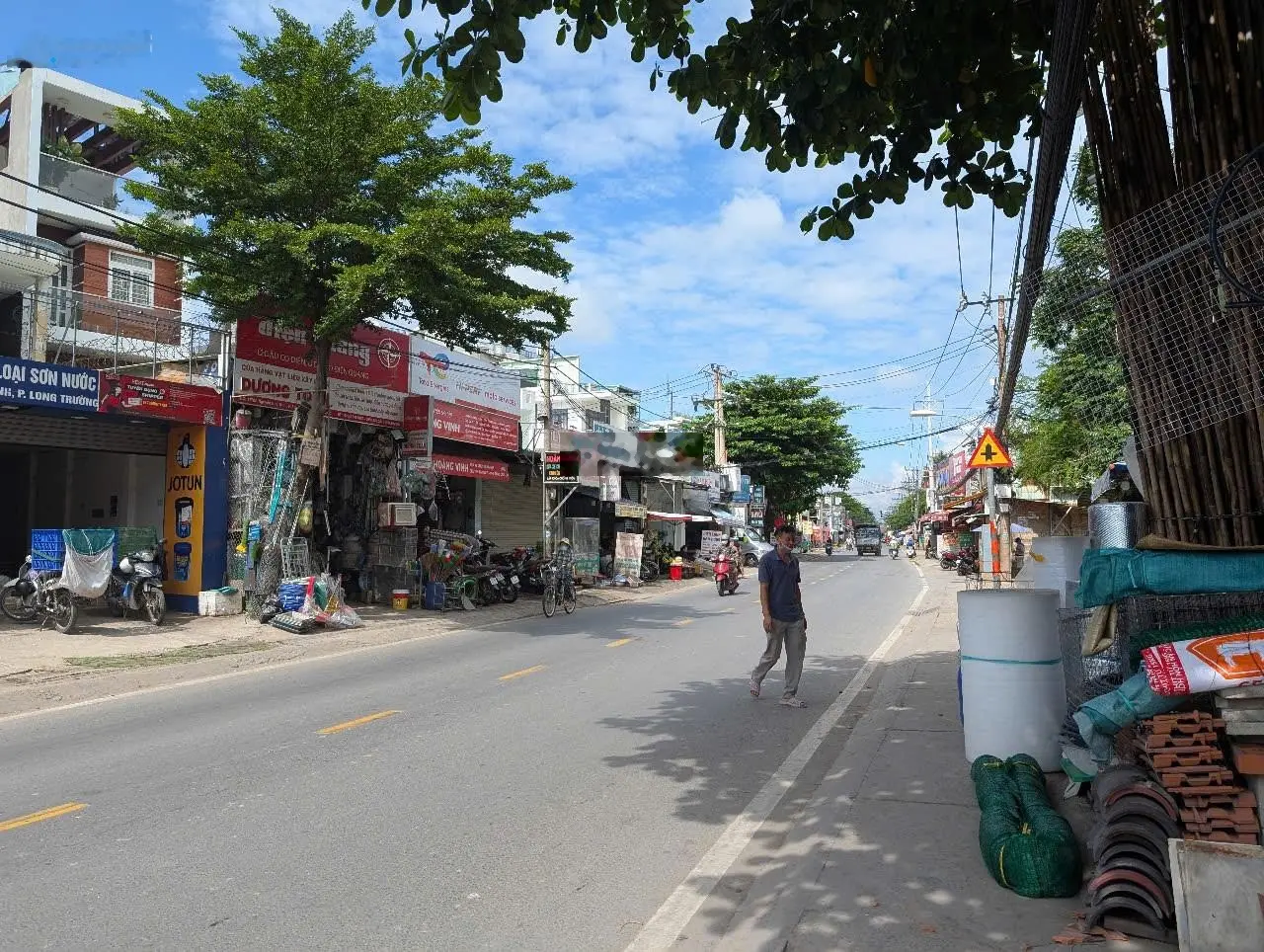 Bán mặt tiền Nguyễn Duy Trinh, Long trường, Q9,225m2 (8,5x26,5)