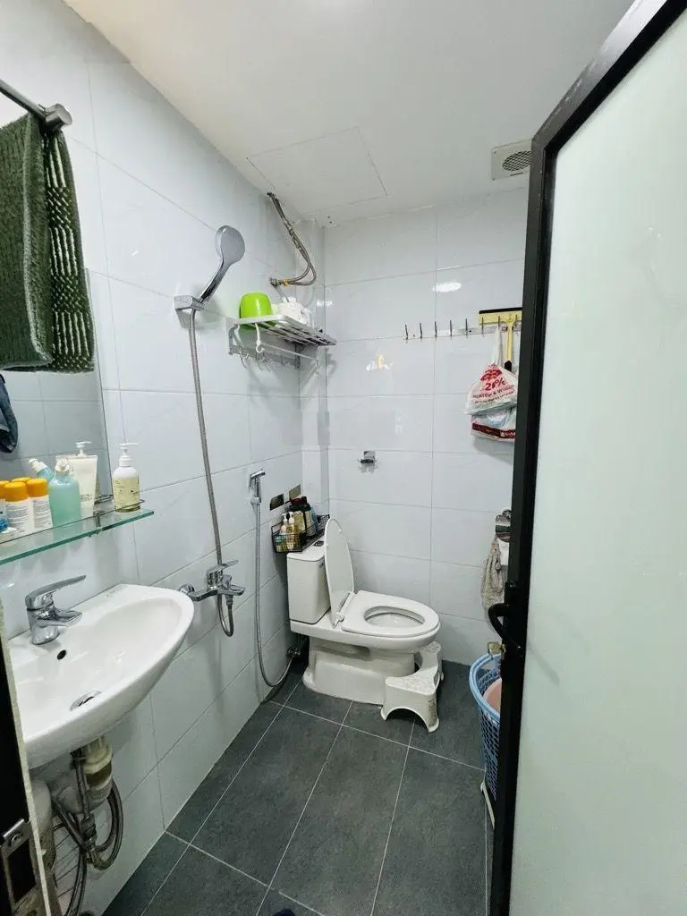 Bán nhà 51m2, 4 tầng, mặt ngõ, gần Timescity, kinh doanh đỉnh, giá 14.3 tỷ