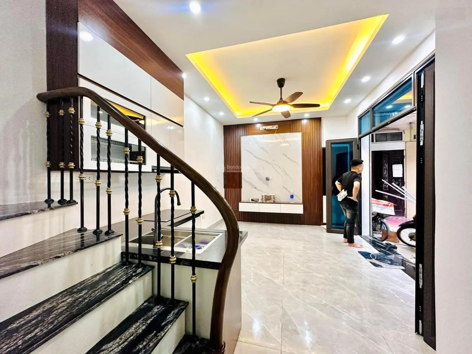 Đống Đa - nhà đẹp ở ngay - tiện ích ngập tràn - mặt tiền khủng